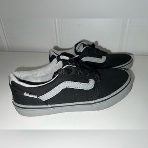 Vans Old Skool shoe, black and grey, size US Youth 4.5